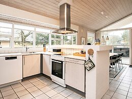 8 Person Holiday Home in Blavand