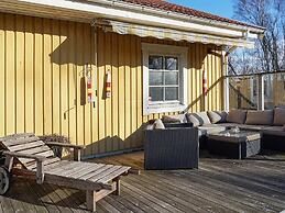 8 Person Holiday Home in Grebbestad-by Traum