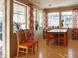 8 Person Holiday Home in Grebbestad-by Traum
