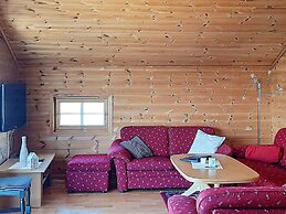 7 Person Holiday Home in Sjernaroy