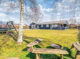 5 Person Holiday Home in Hejls