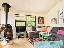 6 Person Holiday Home in Jerup-by Traum