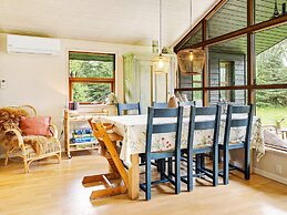6 Person Holiday Home in Jerup-by Traum