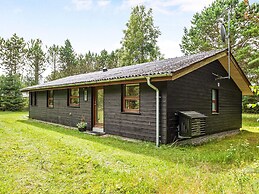 6 Person Holiday Home in Jerup-by Traum