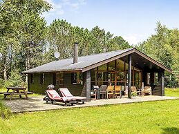 6 Person Holiday Home in Jerup-by Traum