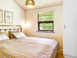 6 Person Holiday Home in Jerup-by Traum