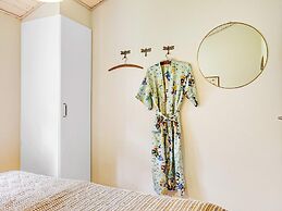 6 Person Holiday Home in Jerup-by Traum