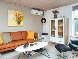 6 Person Holiday Home in Broager