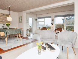 6 Person Holiday Home in Broager