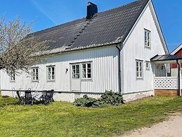 6 Person Holiday Home in Farjestaden-by Traum