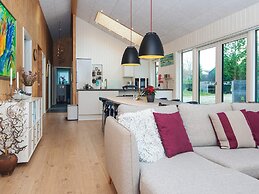 10 Person Holiday Home in Glesborg