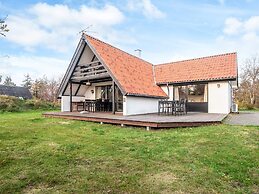 6 Person Holiday Home in Skjern