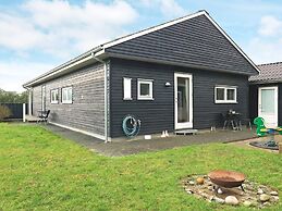 9 Person Holiday Home in Humble