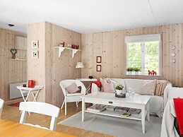 8 Person Holiday Home in Skanes Fagerhult-by Traum