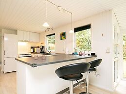 5 Person Holiday Home in Hojslev