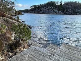 6 Person Holiday Home in Rubbestadneset