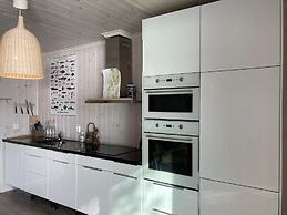 6 Person Holiday Home in Rubbestadneset