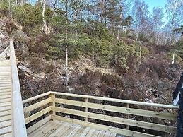 6 Person Holiday Home in Rubbestadneset