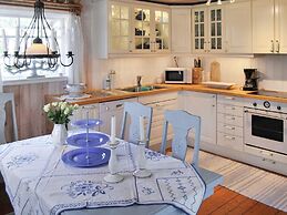 6 Person Holiday Home in Hollviken