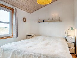 6 Person Holiday Home in Pandrup