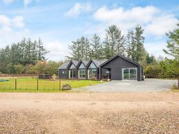 12 Person Holiday Home in Ansager-by Traum
