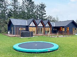 12 Person Holiday Home in Ansager-by Traum