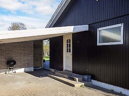 8 Person Holiday Home in Albaek-by Traum