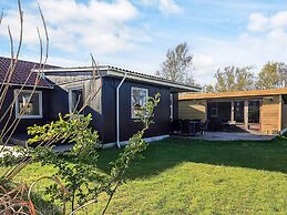 8 Person Holiday Home in Albaek-by Traum
