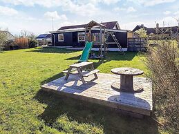 8 Person Holiday Home in Albaek-by Traum