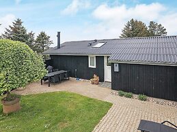 6 Person Holiday Home in Hirtshals-by Traum