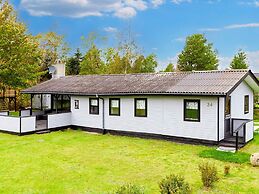 6 Person Holiday Home in Hals