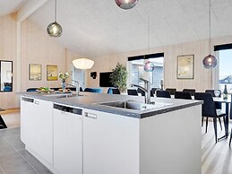 Luxury Beach House for 20 - By Traum Ferienwohnungen