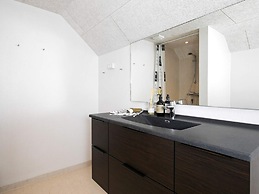 6 Person Holiday Home in Blavand