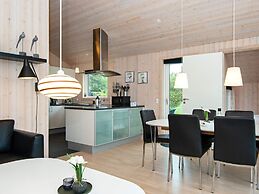 6 Person Holiday Home in Frostrup