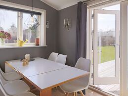 6 Person Holiday Home in Jaegerspris-by Traum