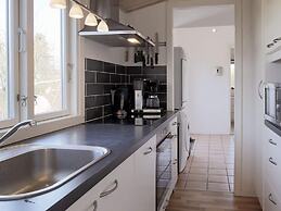 6 Person Holiday Home in Jaegerspris-by Traum