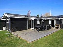 6 Person Holiday Home in Jaegerspris-by Traum