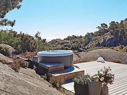 8 Person Holiday Home in Sondeled-by Traum