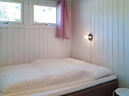 8 Person Holiday Home in Sondeled-by Traum