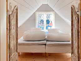 7 Person Holiday Home in Hallabro