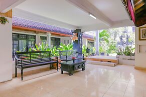 OYO 4012 Ari Beach Inn