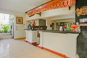 OYO 4012 Ari Beach Inn