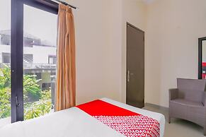 OYO 4012 Ari Beach Inn