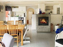 9 Person Holiday Home in Mosvik-by Traum