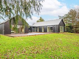 8 Person Holiday Home in Grenaa