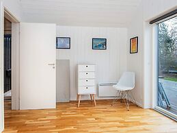 8 Person Holiday Home in Grenaa