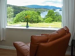 6 Person Holiday Home in Lonevag-by Traum