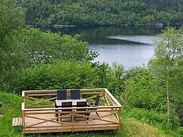 6 Person Holiday Home in Lonevag-by Traum