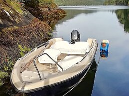 6 Person Holiday Home in Lonevag-by Traum