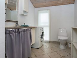 6 Person Holiday Home in Struer-by Traum